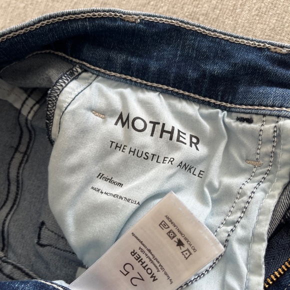 Mother Denim The Hustler Ankle in Heirloom - Picture 8 of 10